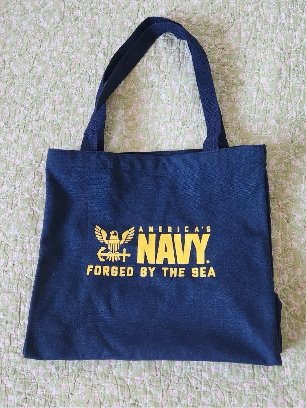 America's US Navy Forged By The Sea Tote Bag
Navy Blue Canvas Military Souvenir